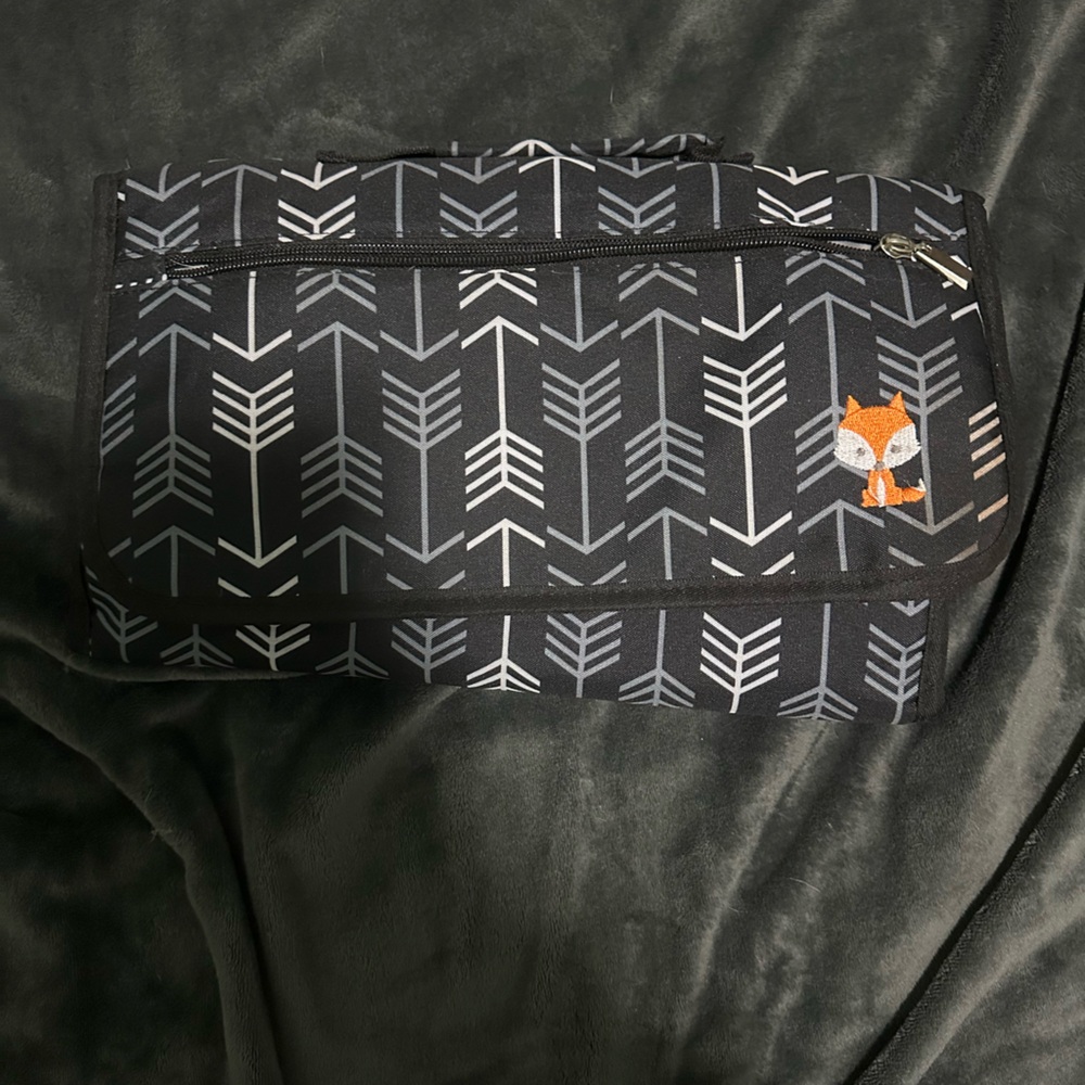 🦊Baby changing mat.